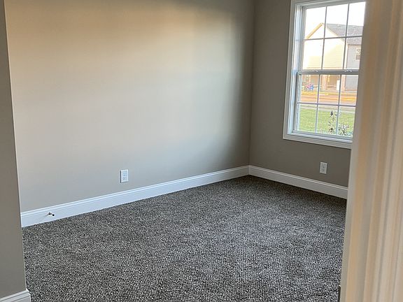 5th image of 223 Cedar Springs