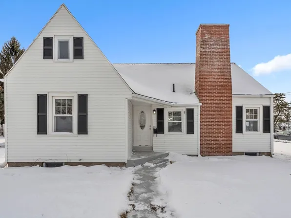 138 Ardmore St, Springfield, MA 01104