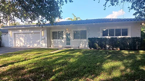 10555 SW 77th Ct Photo 1