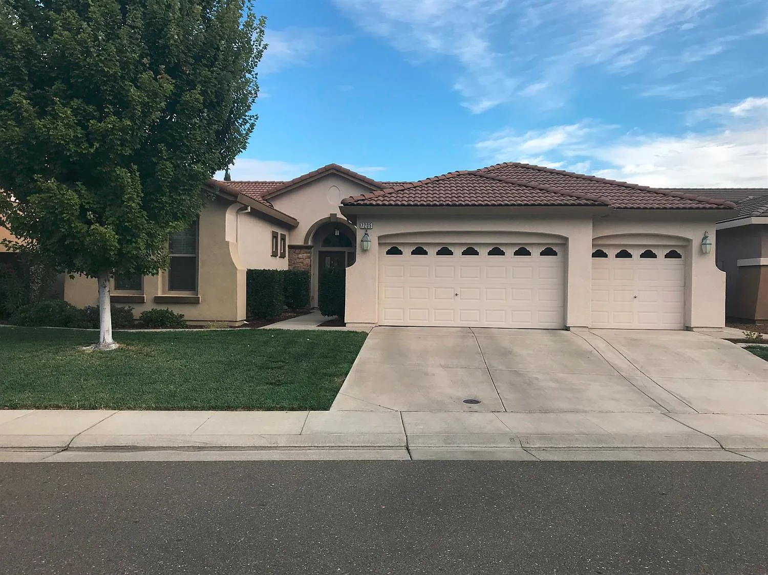 7205 Gladwin Way photo 1