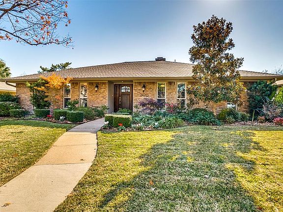 5th image of 2420 Windsor Pl