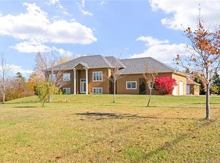4 Leonce St, Beaubassin East, NB E4P9C7