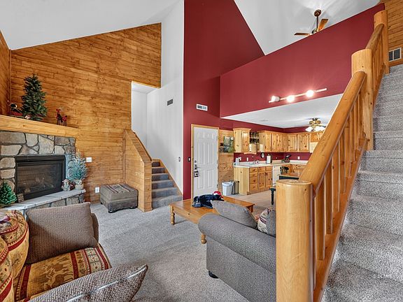2nd image of 695 Movie Ranch Rd #8
