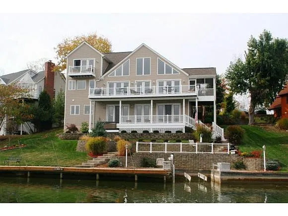 1358 Cliftmont Cir photo 1
