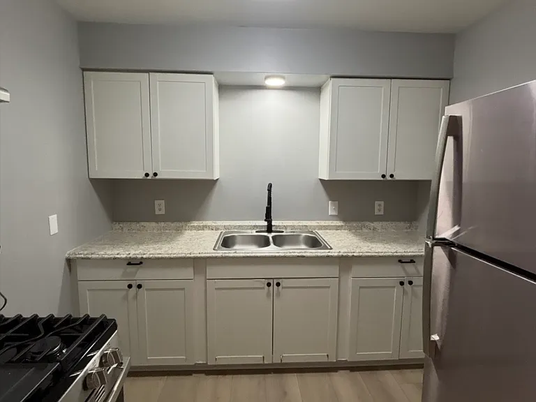822 Main St #13W — Photo 1