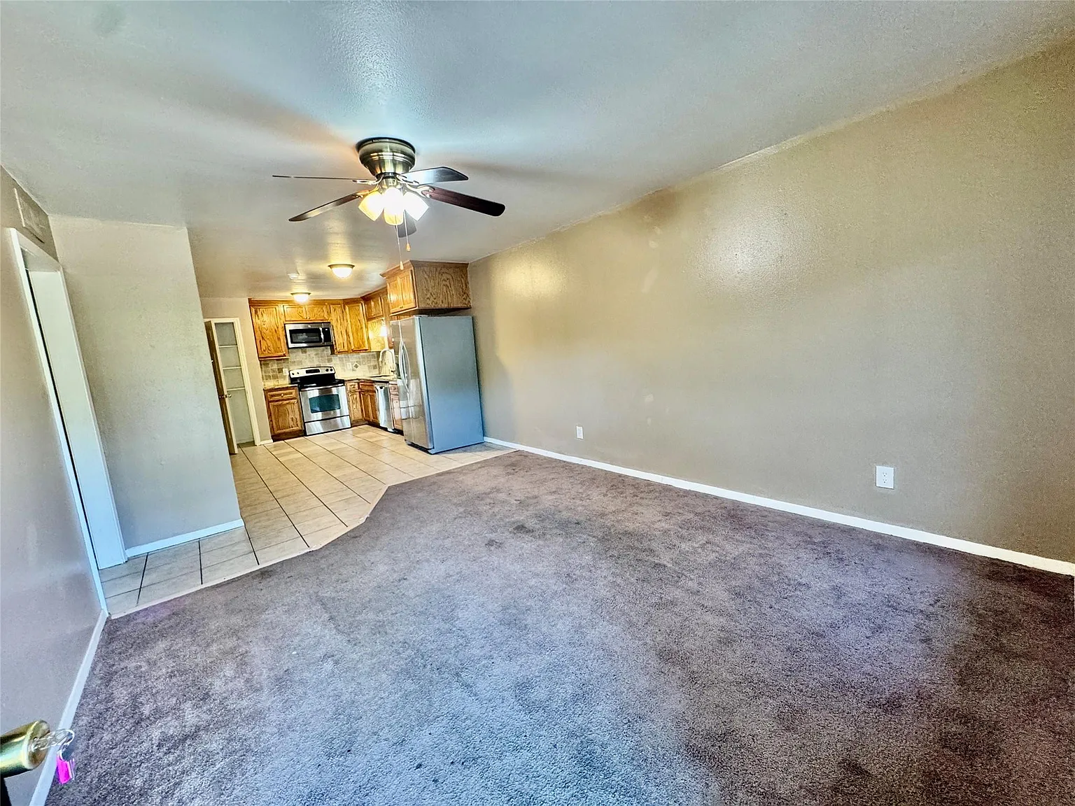 2 bed, 1.0 bath, $1,250 — Photo 4