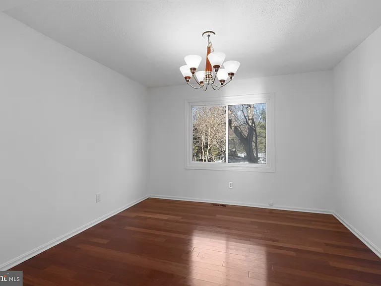 2636 E Side Dr — Photo 5
