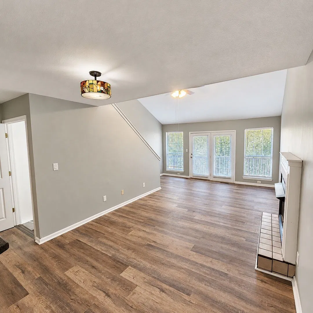 3 bed, 2.5 bath, 1312 sqft, $1,695 — Photo 4