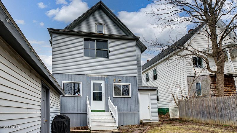 5th image of 20 Lincoln Avenue