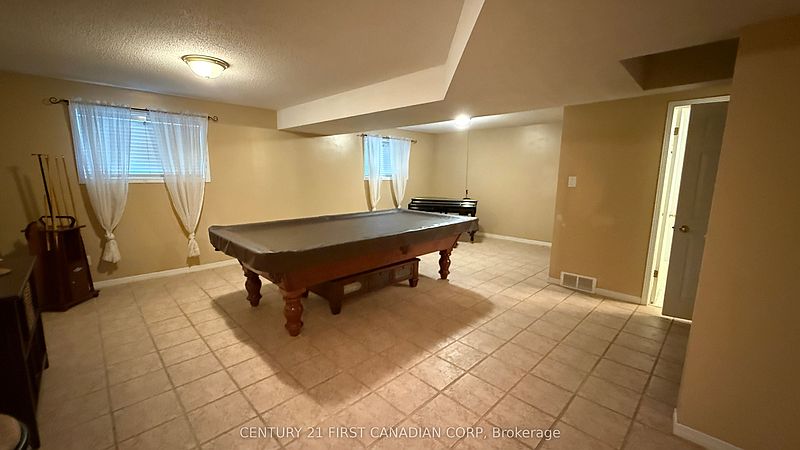 London House for rent - 3 Bedrooms — photo 19