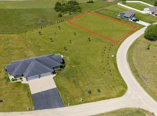 71 Country Club Dr, Brodhead, WI 53520