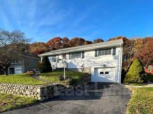 33 W Vine St, Pawcatuck, CT 06379