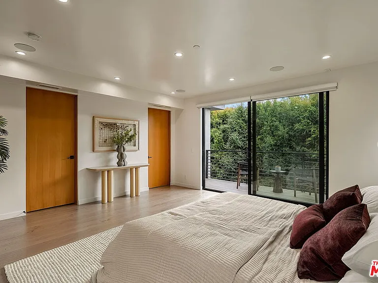 10326 Keswick Ave — Photo 42