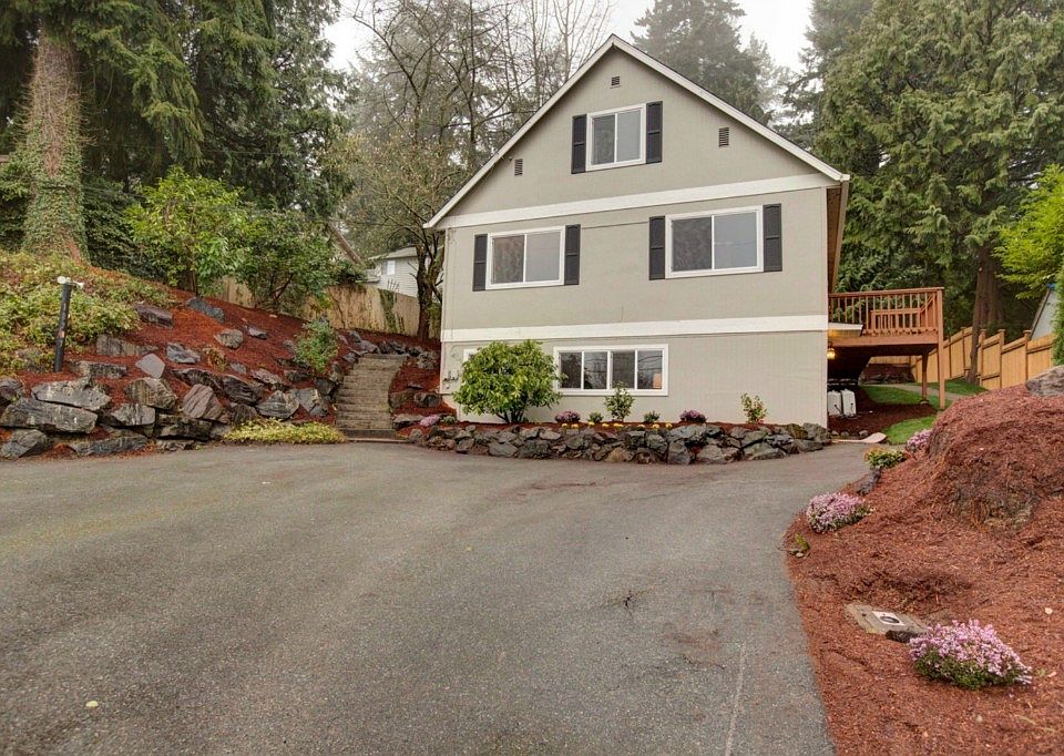 1st image of 18907 16th Ave NE
