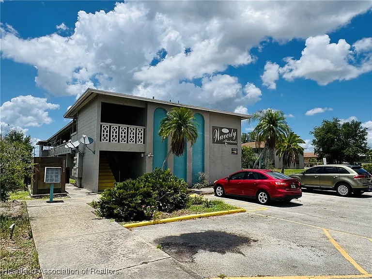 1015 Lakeview Dr — Photo 19