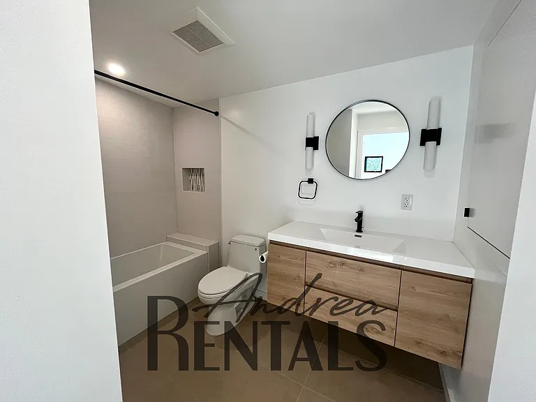 1244 Kains Ave — Photo 19