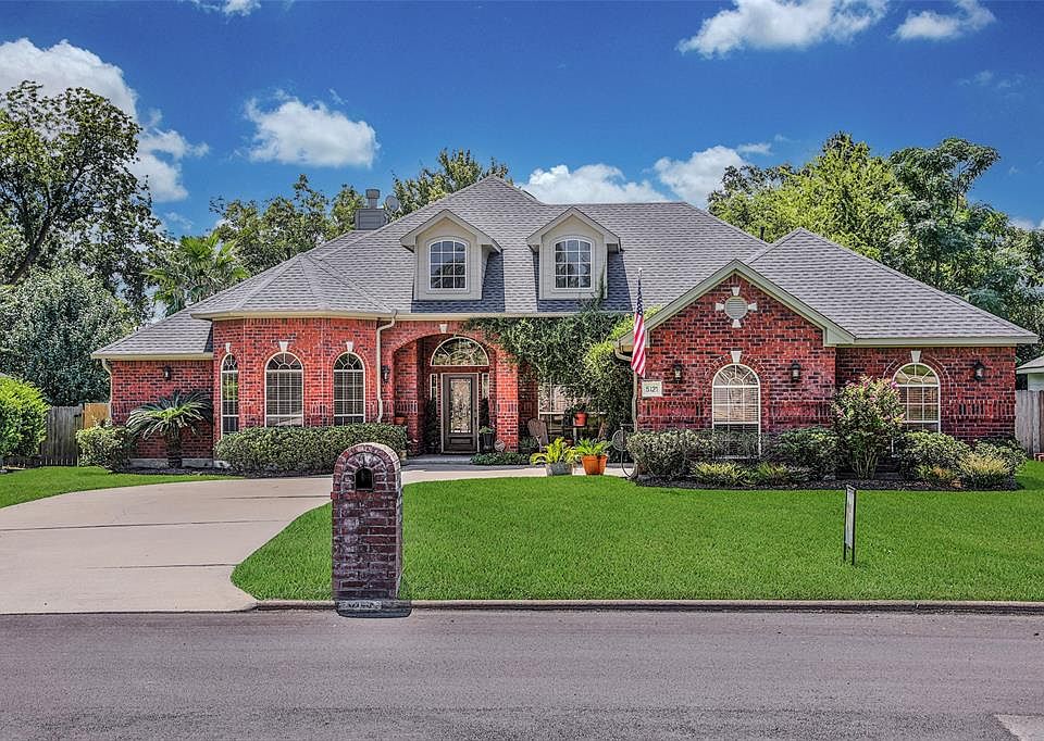 1st image of 5121 Greenwater Dr