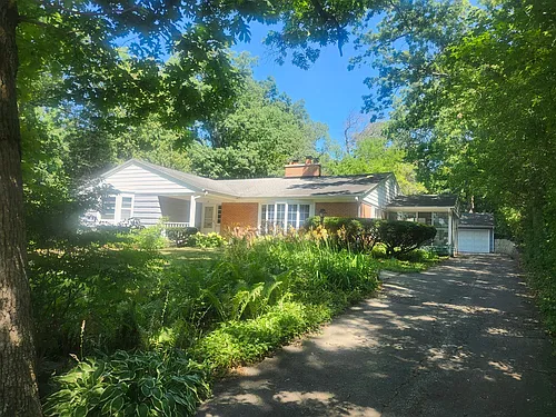 25 Larkin St Photo 1