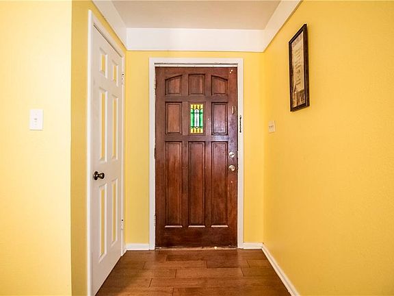 4th image of 734 Wyche Dr