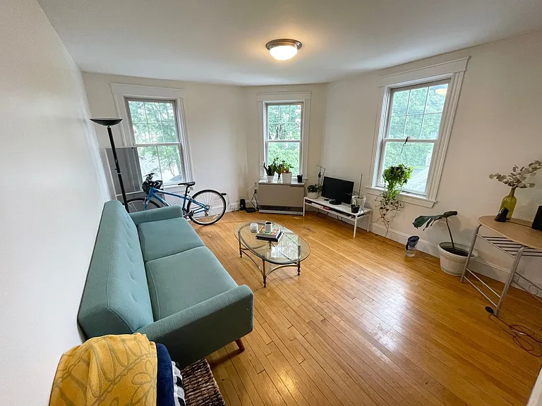 25 Granite Street — Photo 4