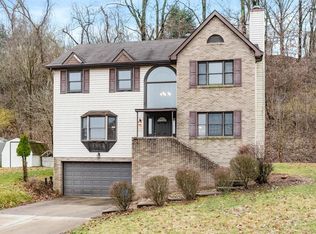 432 Lynn Ann Dr, New Kensington, PA 15068