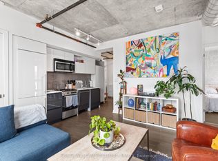 109 Wolseley St #404, Toronto, ON M6J 1K1