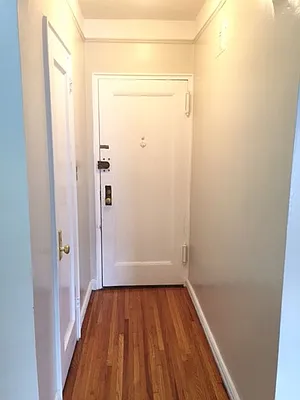 Rented by City Prime Commercial Realty  | media 5