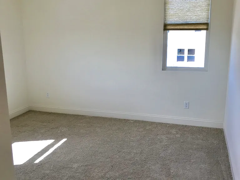 108 S Saticoy Ave #C — Photo 14