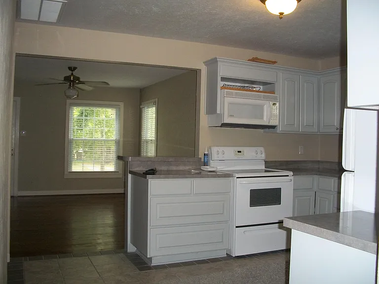 3700 El Campo Ave — Photo 6