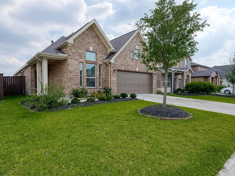 24303 Wild Bramble Ln — Photo 3