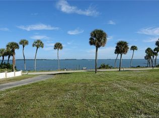 4103 S Indian River Dr, Fort Pierce, FL 34982