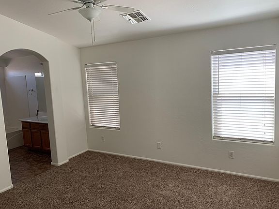 5th image of 445 E Melanie St