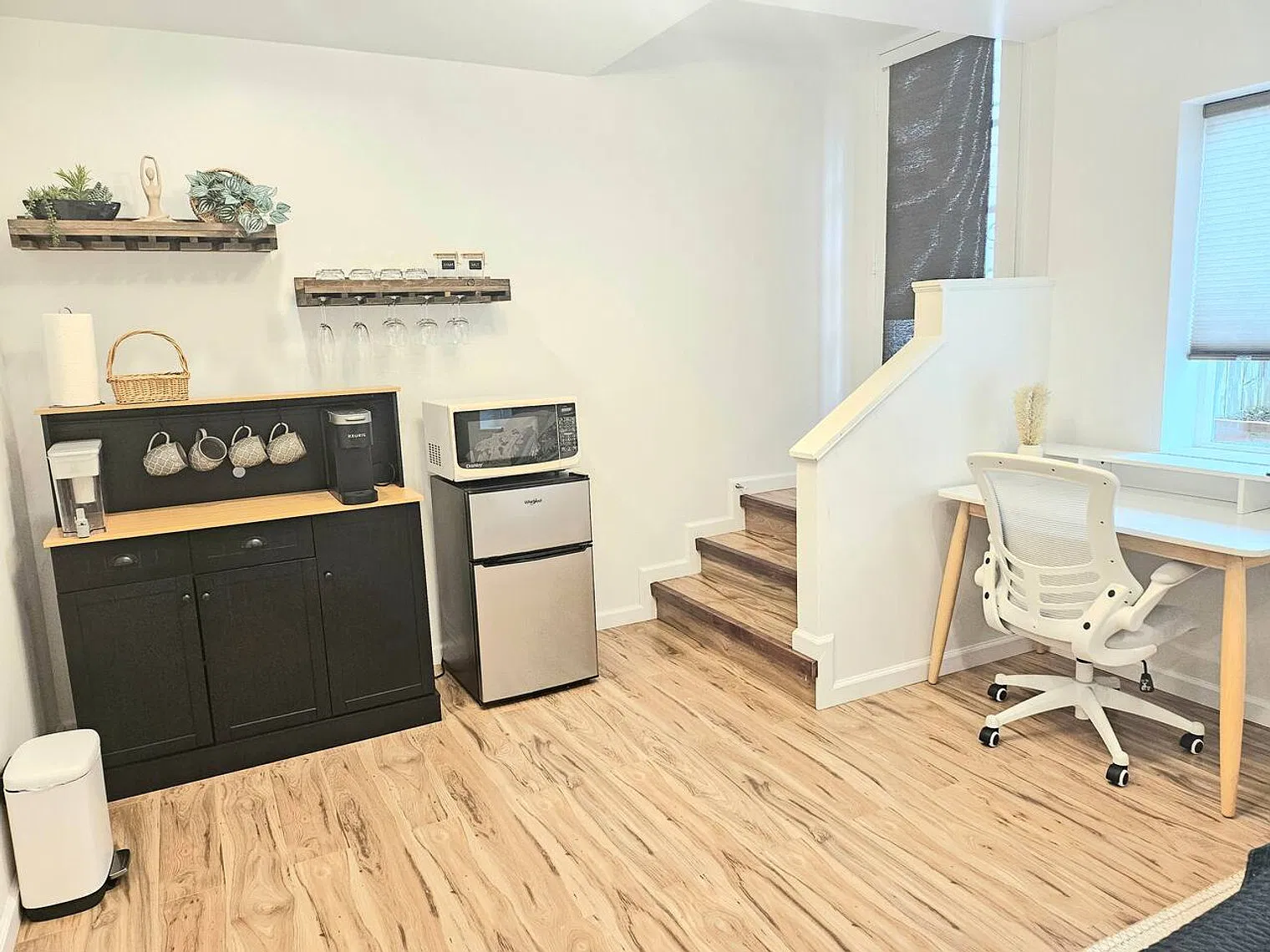 1 bed, 1.0 bath, $2,261 — Photo 3