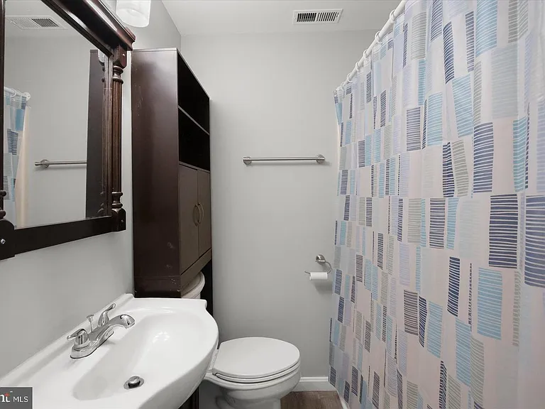 6306 Leapley Rd — Photo 9