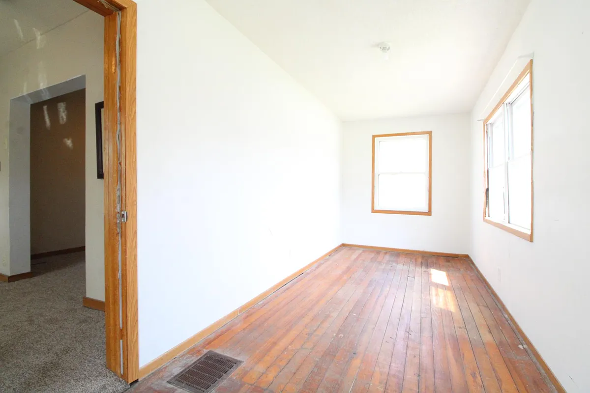 Building Photo - 2829 Rutland Ave