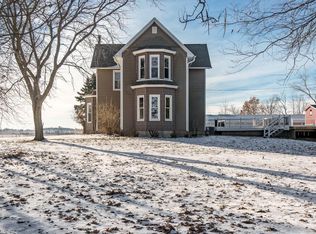 7421 Squaw Prairie Rd, Belvidere, IL 61008