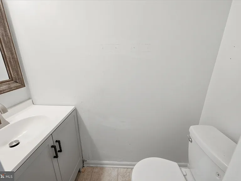 217 Vista Ct — Photo 9