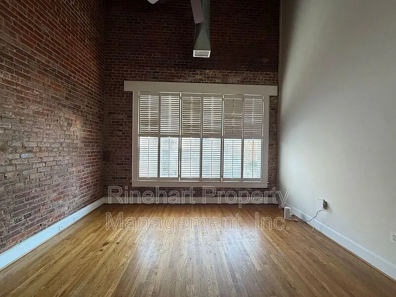 2 bed, 2.0 bath, 1661 sqft, $1,950 — Photo 3