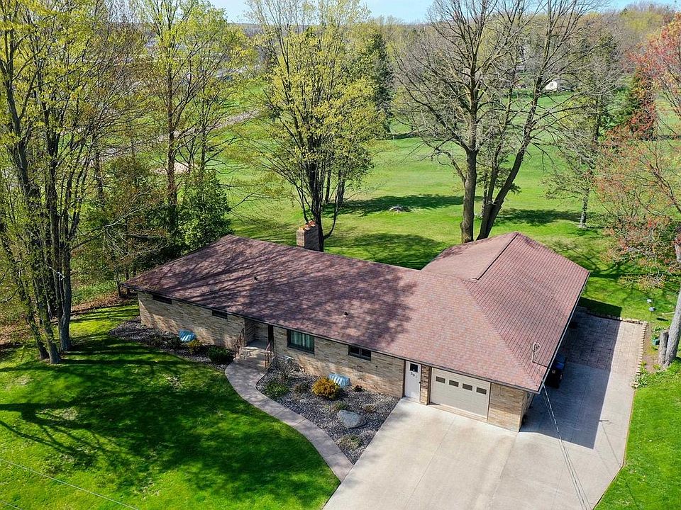 1st image of 301 East CONRAD DRIVE