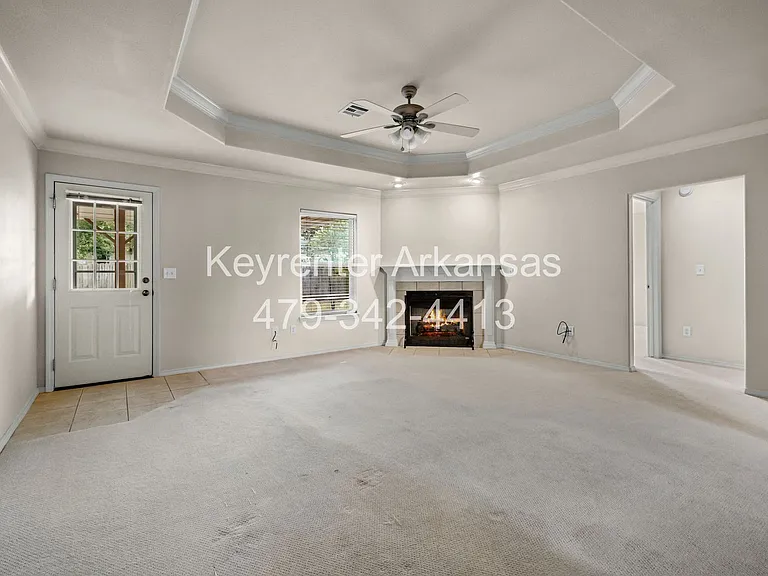 705 SW Crystal St — Photo 6