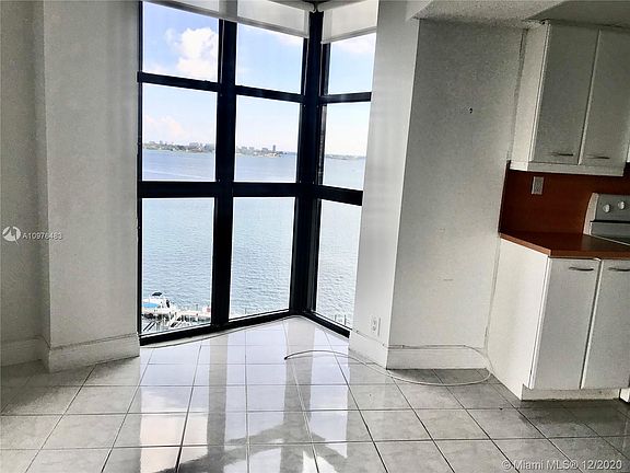 5th image of 4000 Towerside Ter APT 1401