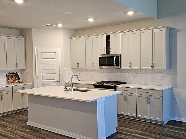 117 Greenspire Ln — Photo 10