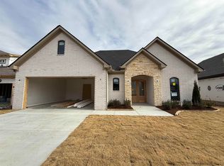 67 Mountain Brook Rd, Little Rock, AR 72223