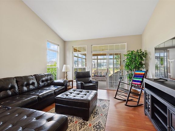3rd image of 4412 1st Ave NW