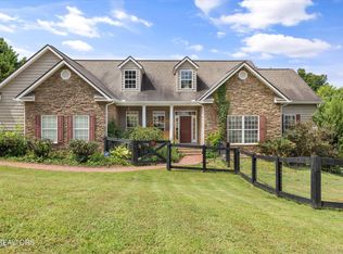 312 Westwood Dr, Clinton, TN 37716