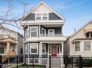 1909 W Wellington Ave, Chicago, IL 60657