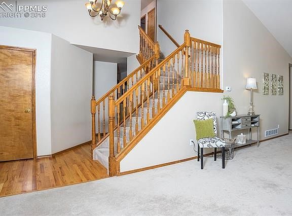 Fabulous open concept with vaulted ceilings and great stairway