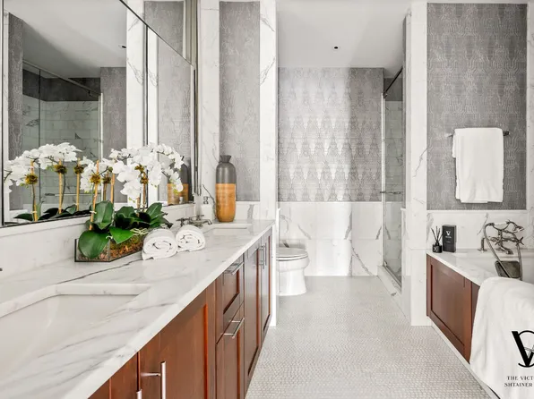 151 East 58th Street image 10 of 22