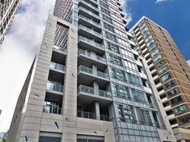 21 Balmuto St