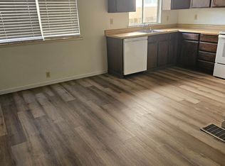 45 Royale Ave APT C, Lakeport, CA